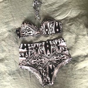 High waist black and white bikini